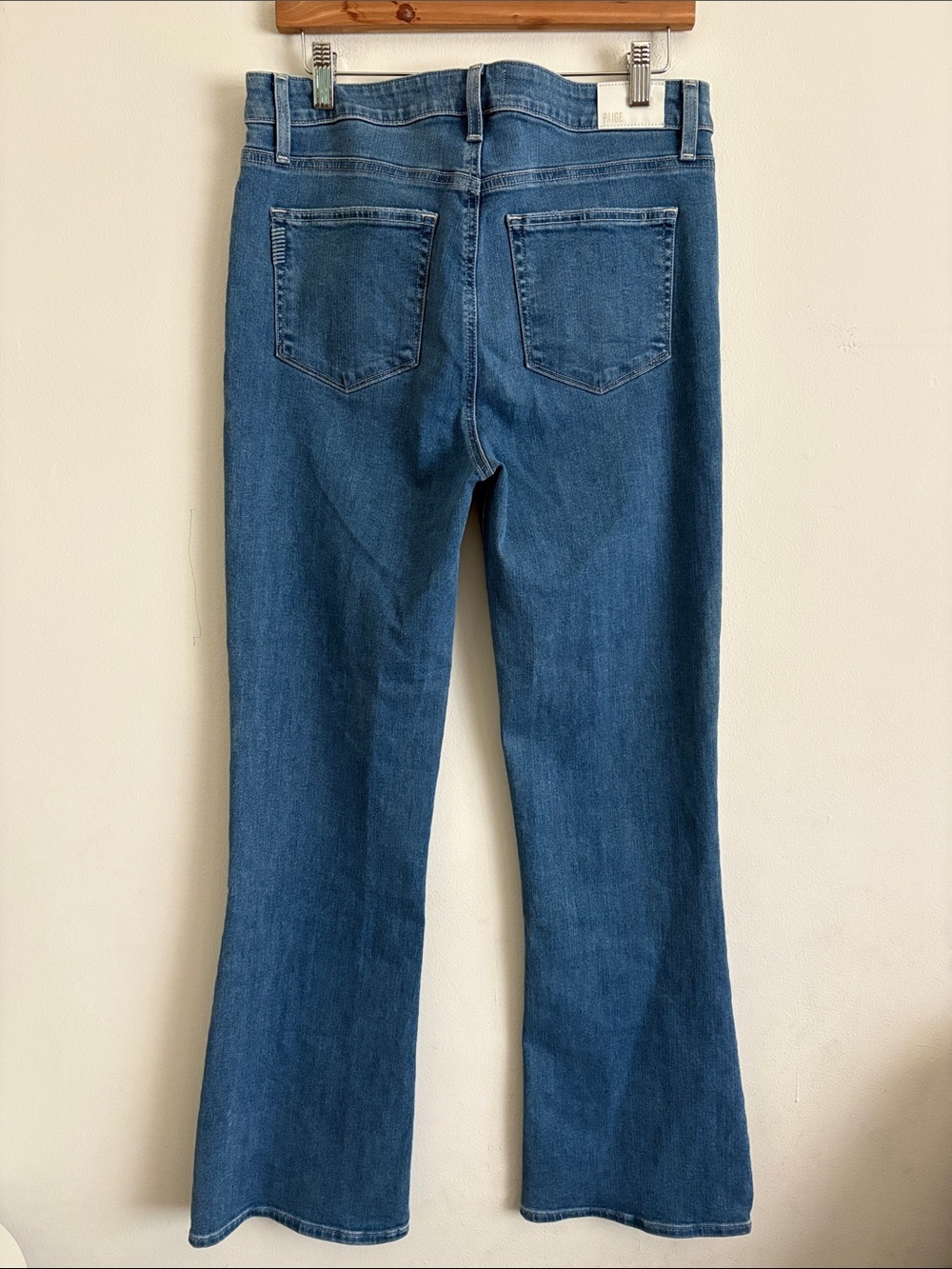 Paige High Rise Laurel Canyon Blue Jeans Size 31 - Picture 9 of 11